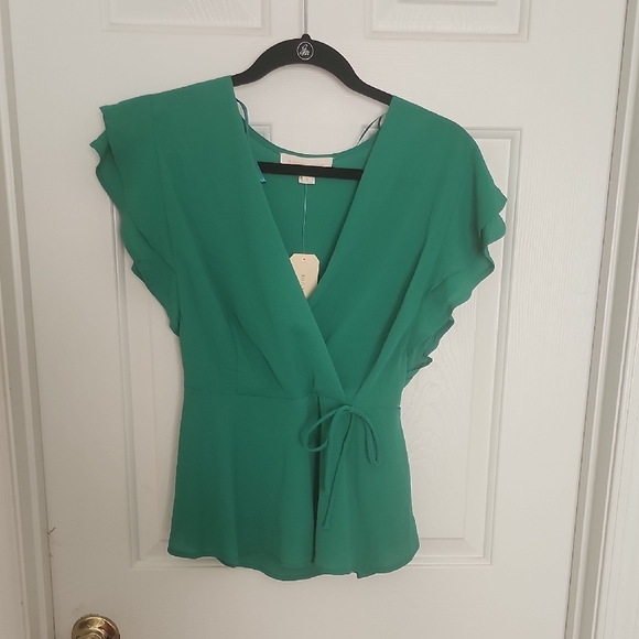 Tops - Elegant Green Wrap Top